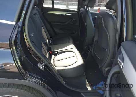 2016 BMW X1 xDrive28I z USA, uszkodzony, nr VIN WBXHT3C35G5E47749